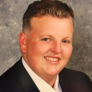 Meet your Posher, Raymond